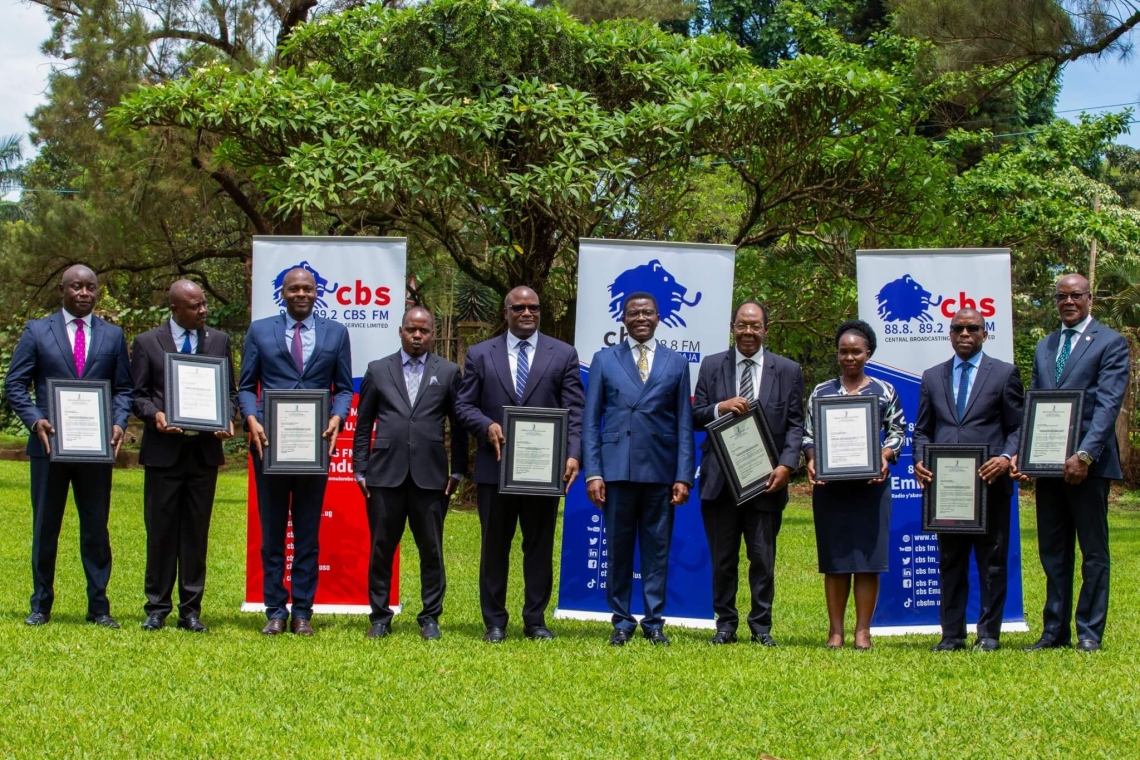 📸 The Katikkiro (Prime Minister) of Buganda with the Minister for Information and members of the CBS FM Board 📸 The Katikkiro (Prime Minister) of Buganda with the Minister for Information and members of the CBS FM Board